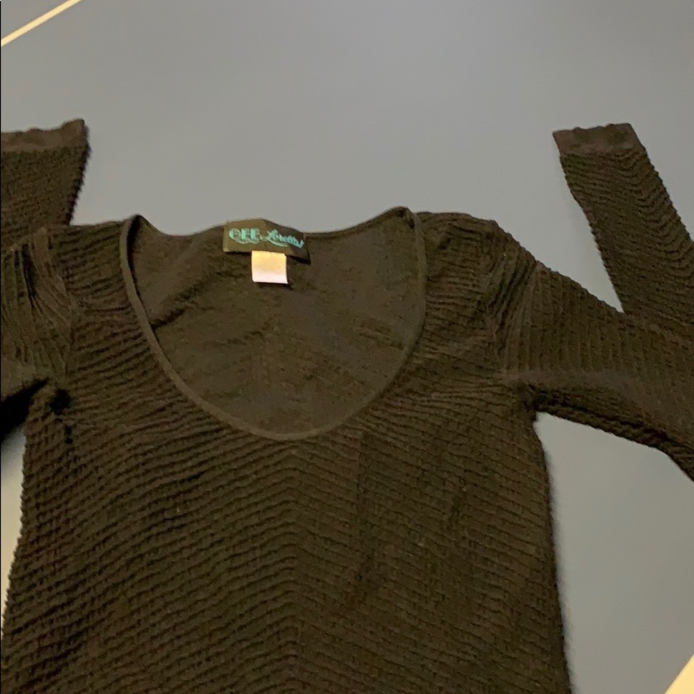 Gee Loretta black long sleeve shirt, size M/L